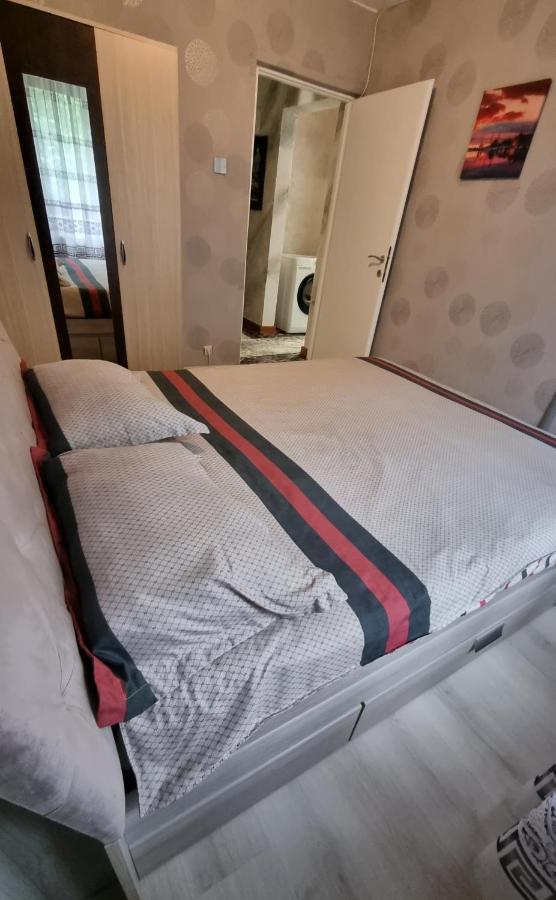 Maxx Lake Apart Bacău Dış mekan fotoğraf